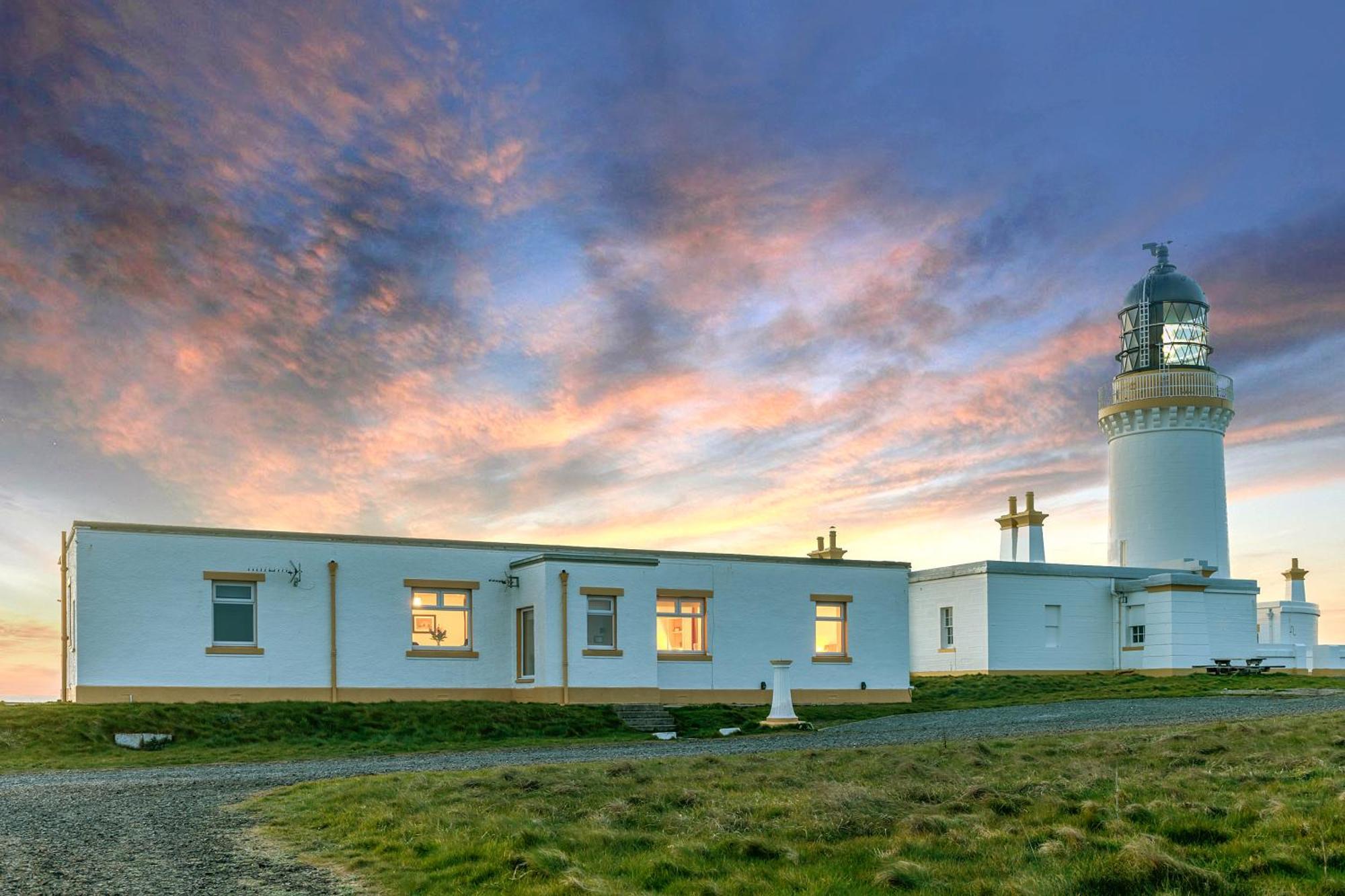 Self-Catering Lighthouse Keeper'S Cottage On The Nc500 Вік Екстер'єр фото