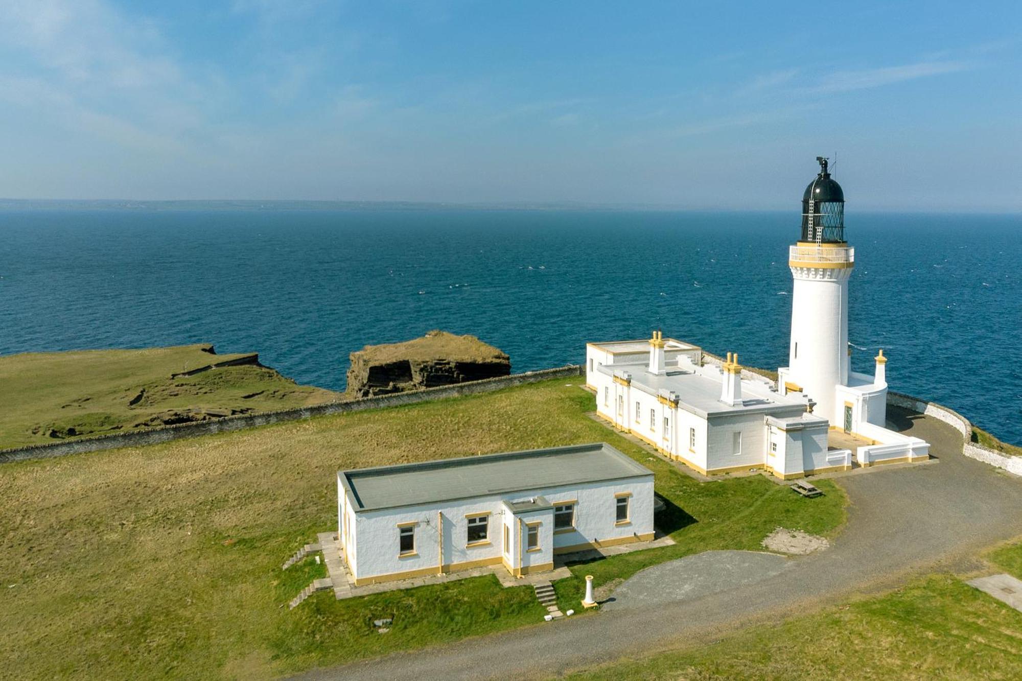 Self-Catering Lighthouse Keeper'S Cottage On The Nc500 Вік Екстер'єр фото